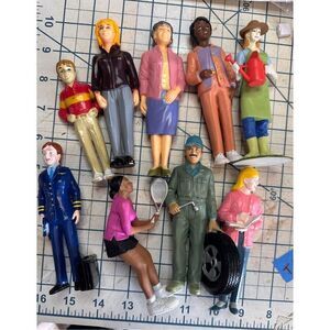 LAKESHORE community career dollhouse figures 9 pcs
